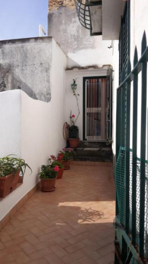 Гостиница La Casa in Via del Campo  Майори